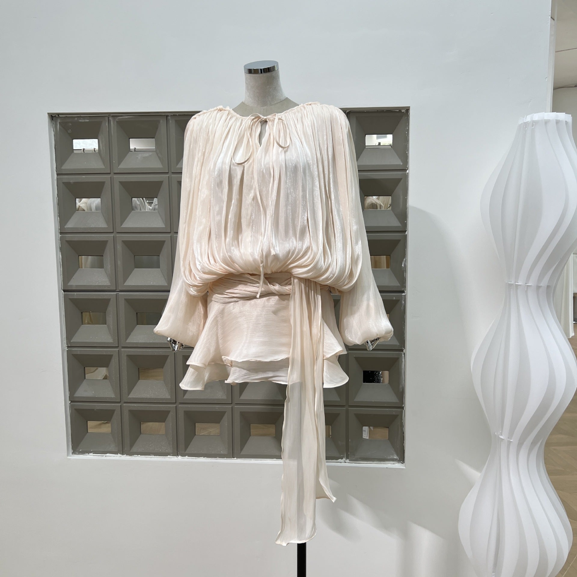 Low Yarn Dress
